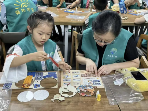 1758789442445646.png “月圆国安 书香满城”武清区图书馆庆双节文化体验活动十一启动!659.png